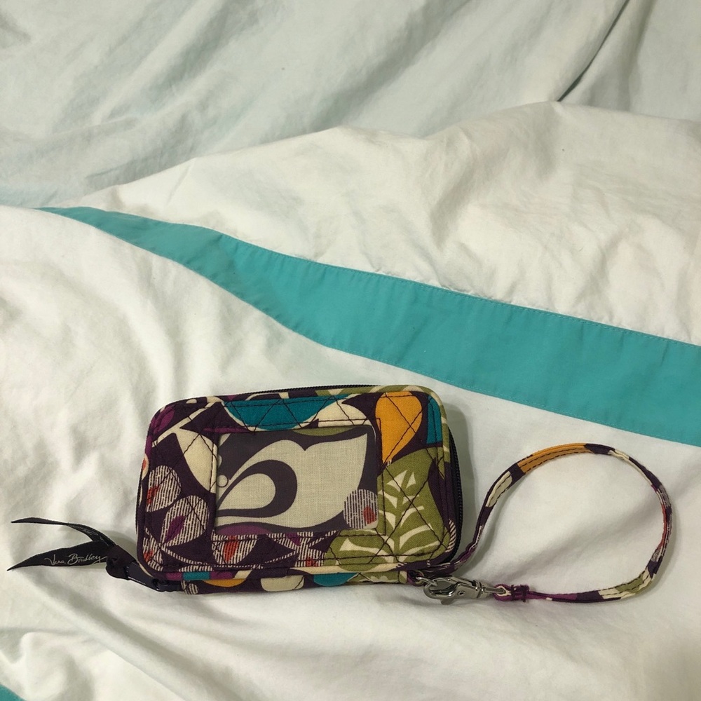 vera bradley tech wristlet